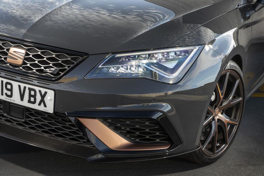 Детали экстерьера Seat Leon Cupra R ST (5F) 2019 года  (UK) (фото 16 из 40)